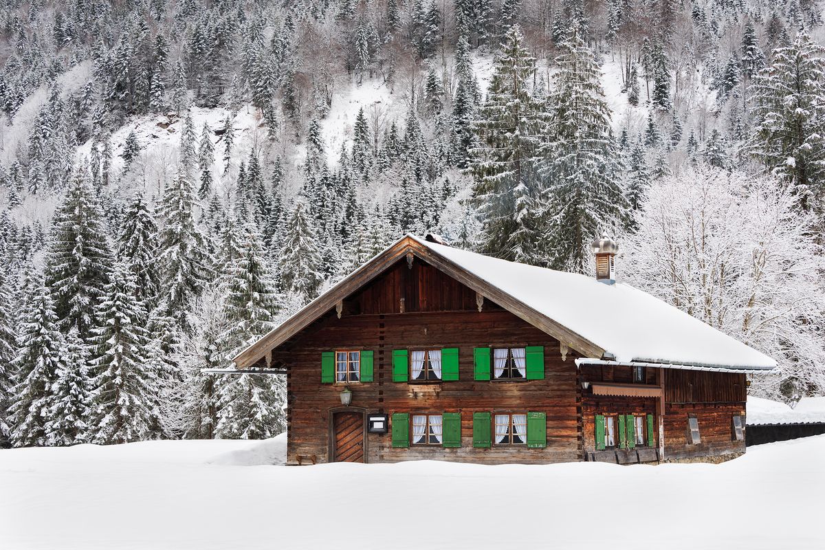 Why is Winter a Practical Time to Construct your Home?